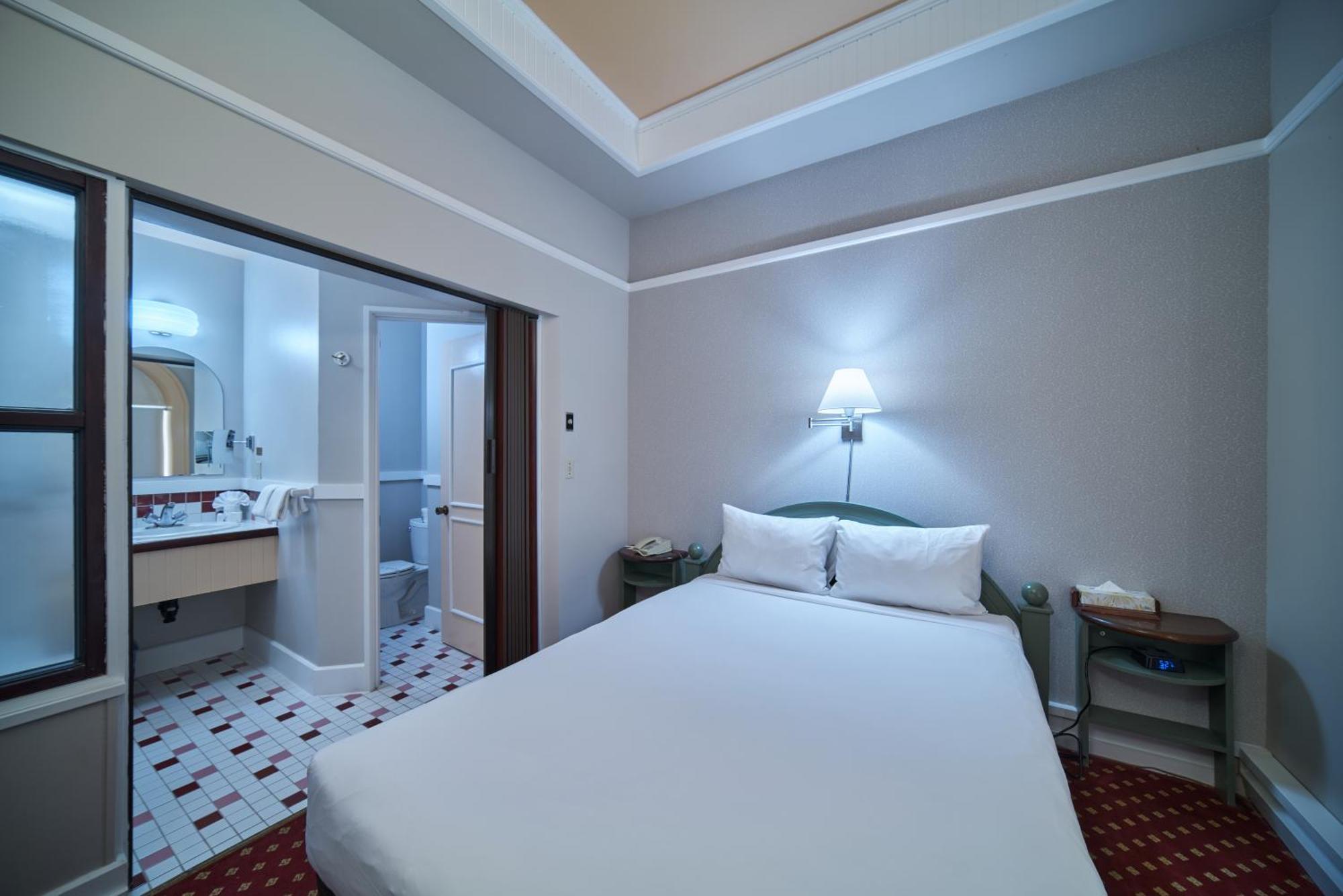 The Bedford Regency Hotel Victoria Dış mekan fotoğraf