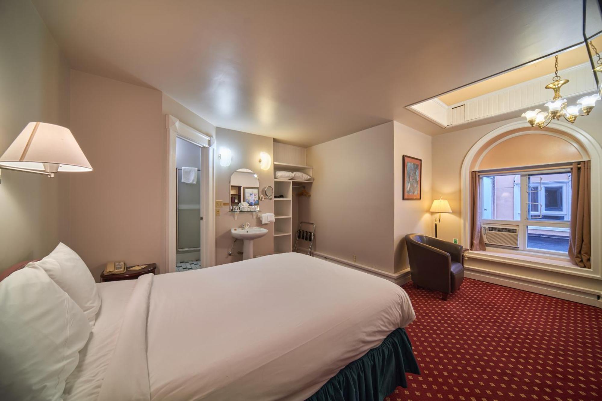 The Bedford Regency Hotel Victoria Dış mekan fotoğraf