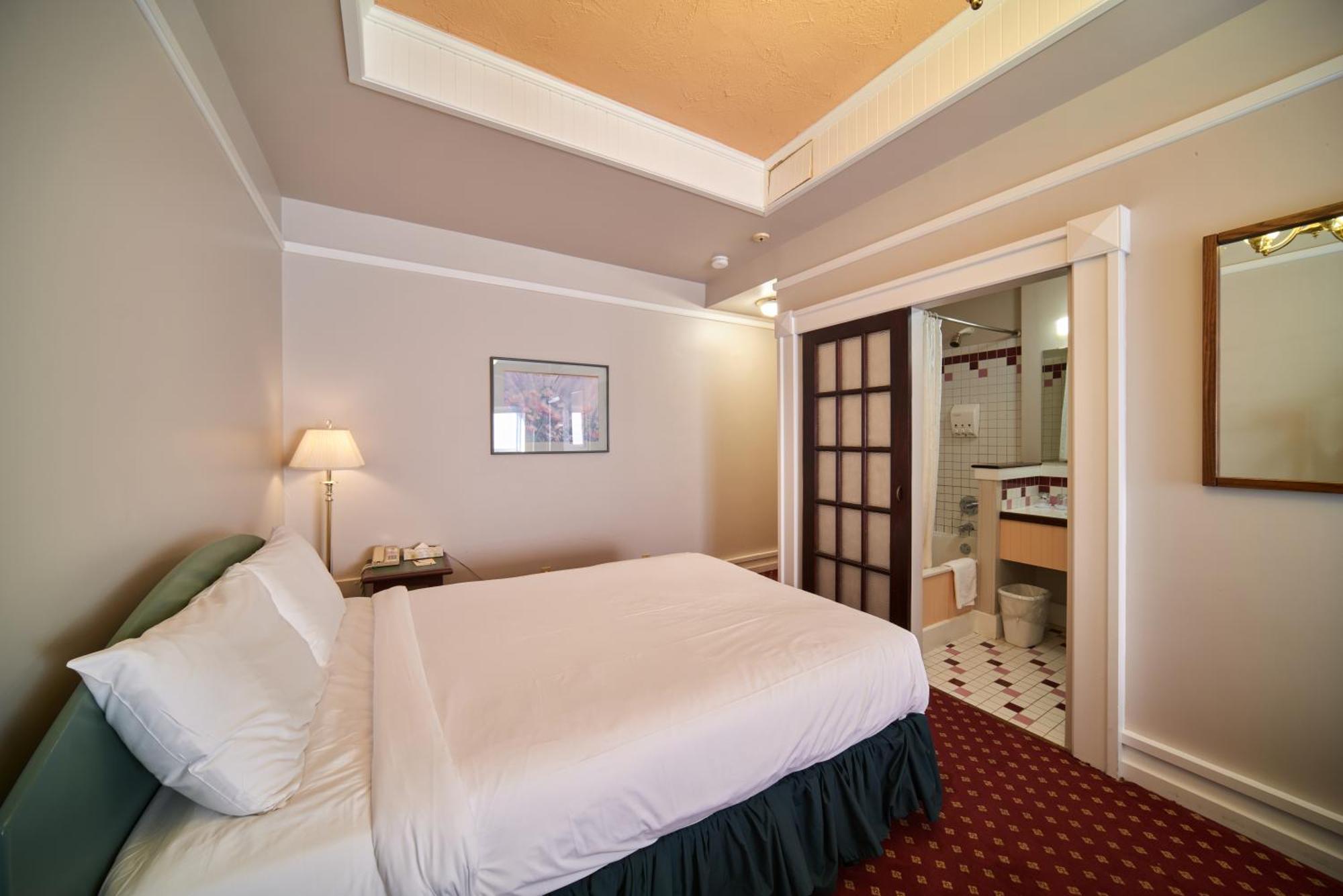 The Bedford Regency Hotel Victoria Dış mekan fotoğraf