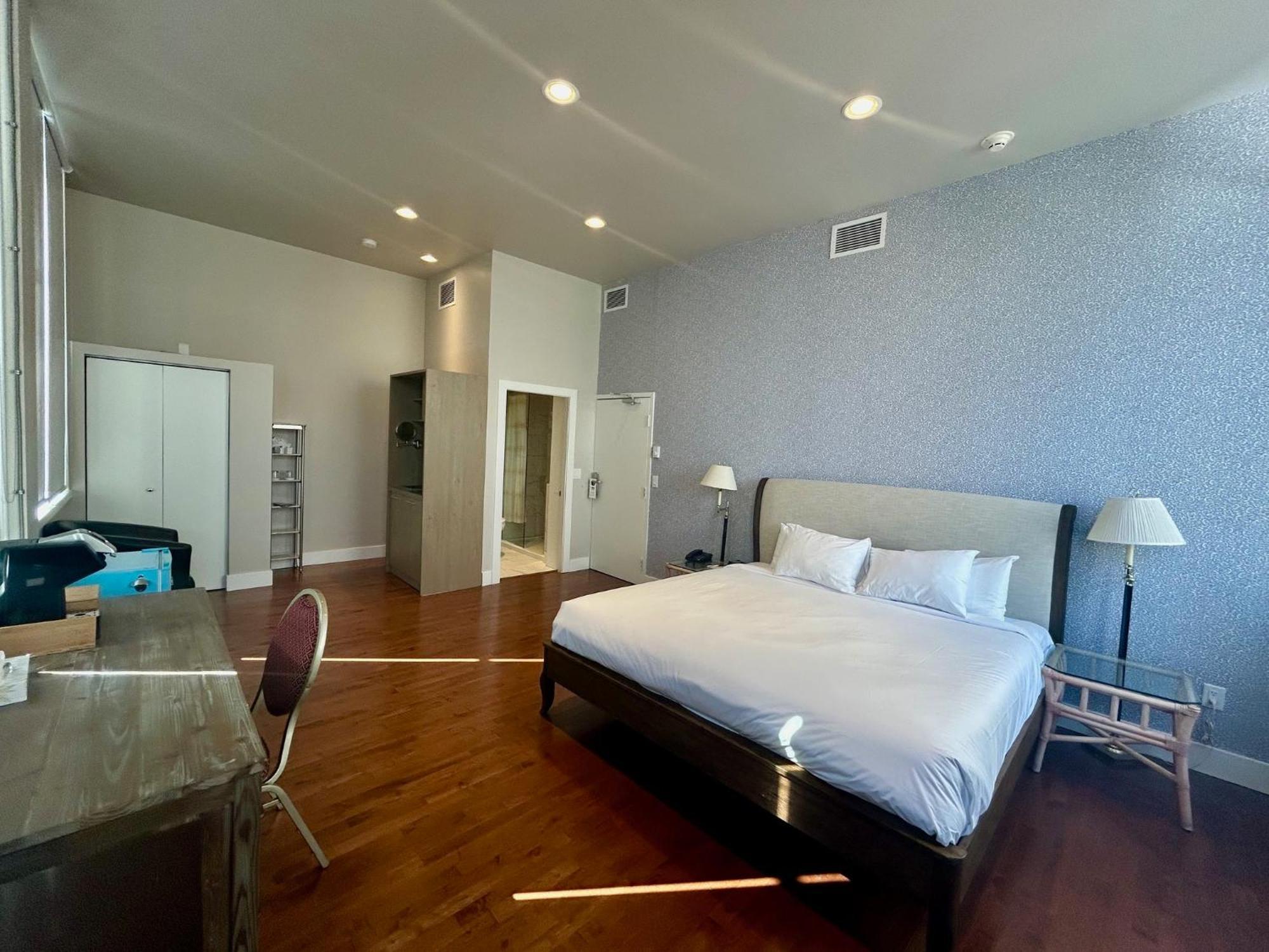 The Bedford Regency Hotel Victoria Dış mekan fotoğraf